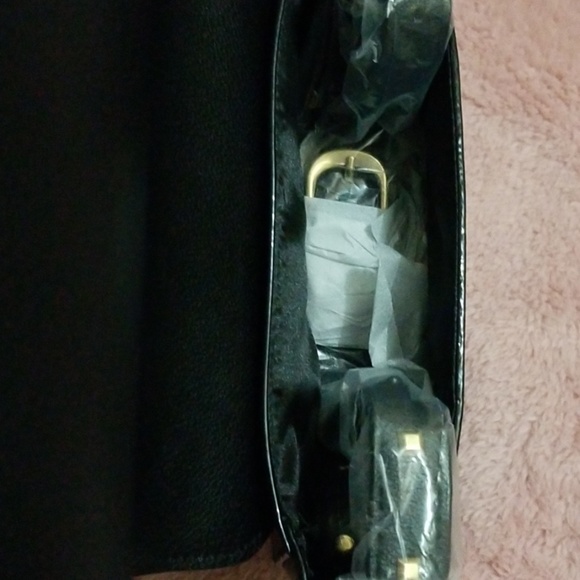 Victoria secret crossbody bag⚘Price is firm⚘ - Picture 5 of 8